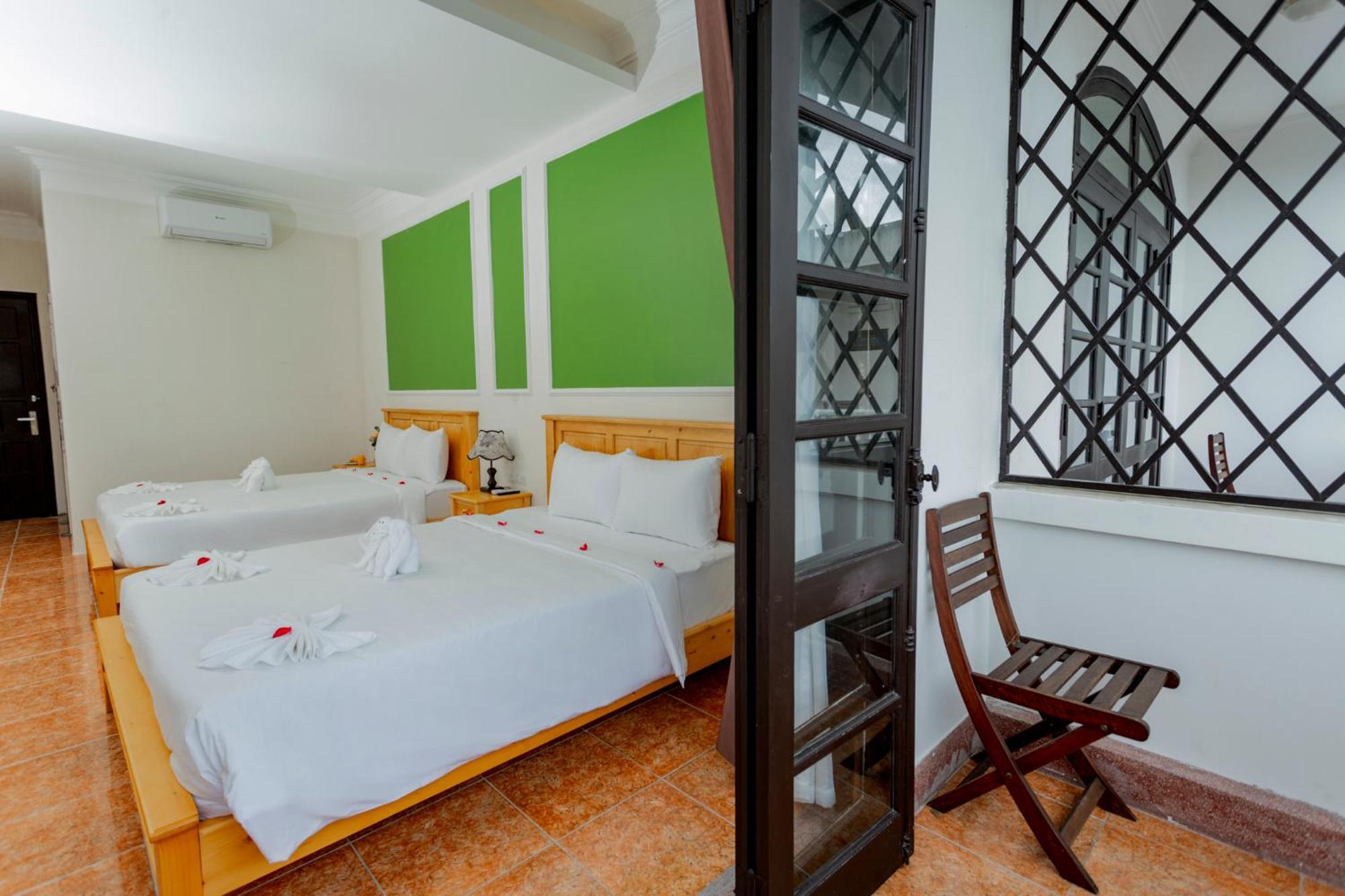 Sea And Sand Hotel Hội An Buitenkant foto